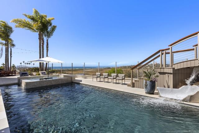 210 Gibson Pt, Solana Beach CA: https://media.crmls.org/mediaz/59dfa1da-0053-4e3d-8838-af9ed350fe35.jpg