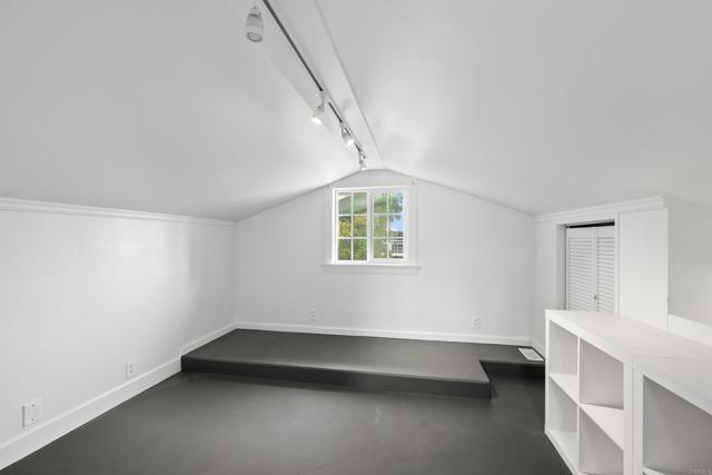 Detail Gallery Image 22 of 51 For 311 B Ave, Coronado,  CA 92118 - 3 Beds | 2 Baths