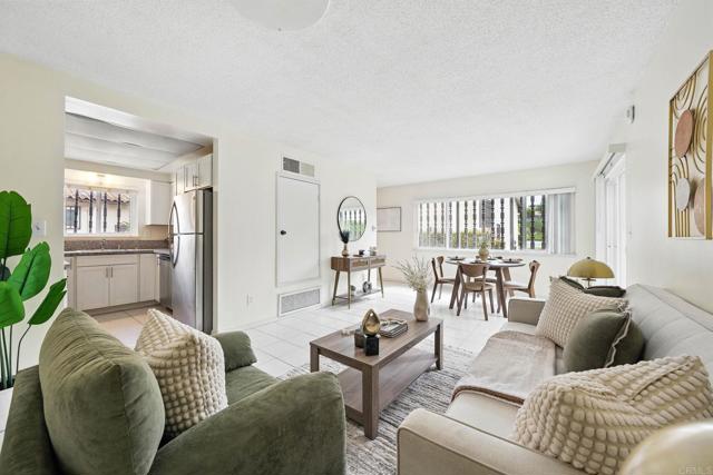 Home for Sale in Rancho Bernardo (San Diego)