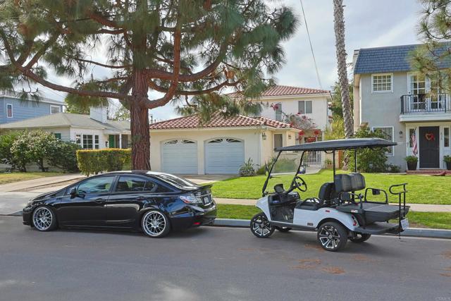 638 Margarita Ave, Coronado CA: https://media.crmls.org/mediaz/59e0b6e2-2f05-4d27-96e6-ce11cf4540d6.jpg