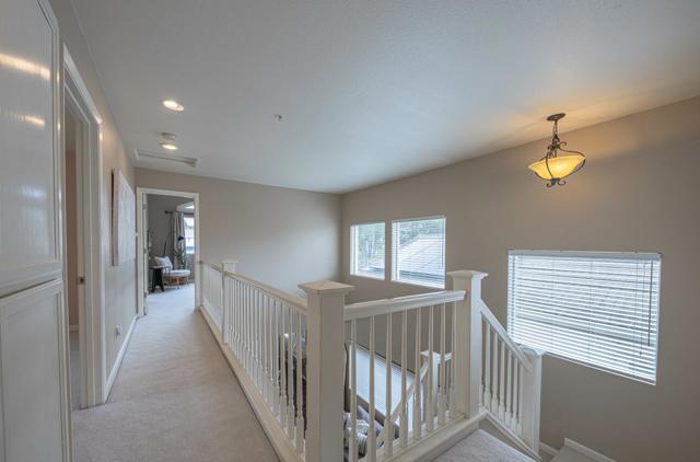18106 Stonehaven, Salinas CA: https://media.crmls.org/mediaz/59e0d1a5-e83e-4af4-a190-91433583ce0a.jpg