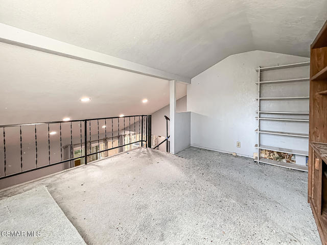 2098 Covington Avenue, Simi Valley CA: https://media.crmls.org/mediaz/59e12e15-c458-41e3-8afe-9135a112ebd2.jpg