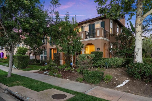 15501 Bristol Ridge Ter, San Diego CA: https://media.crmls.org/mediaz/59e23743-0e42-44f9-a803-129e24bc12e4.jpg