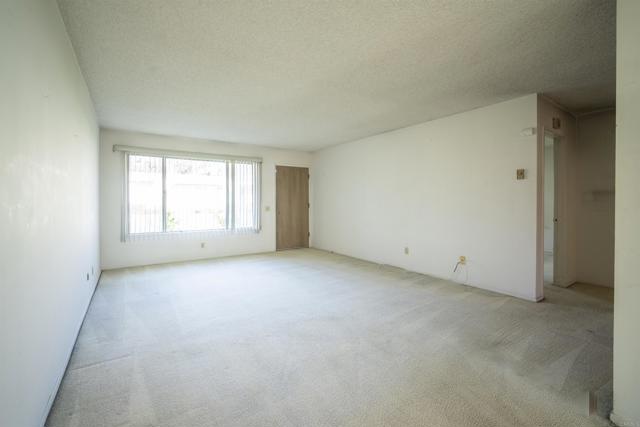 Detail Gallery Image 7 of 31 For 3592 Boussock Ln, Oceanside,  CA 92057 - 2 Beds | 1 Baths