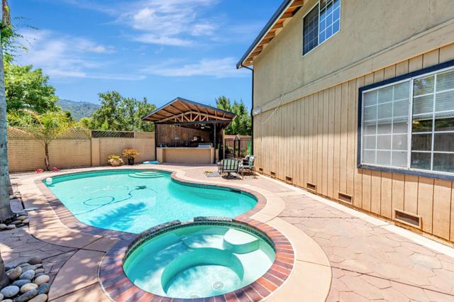 1298 Hersman Drive, Gilroy CA: https://media.crmls.org/mediaz/59e38f00-8b30-42e7-a4ec-c507705e9aba.jpg