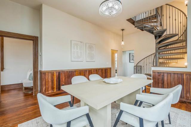 696 29th Street, Oakland CA: https://media.crmls.org/mediaz/59e3b9b1-6090-4a79-bebc-f219d0185a8a.jpg