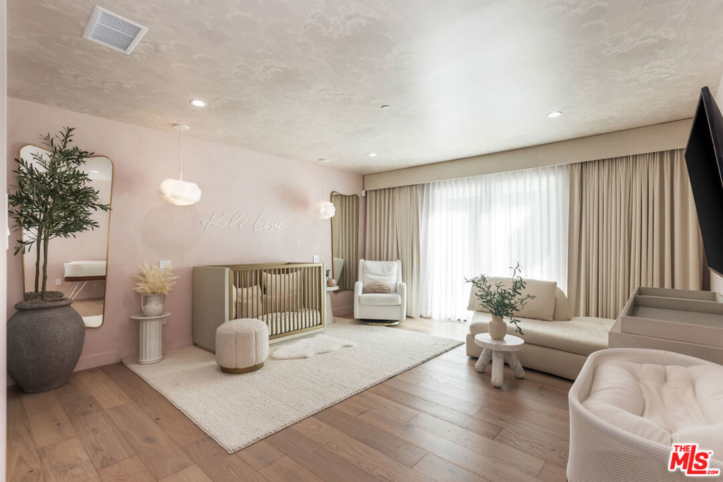 MLS #25616887 image #9