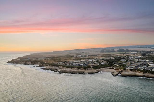 2395 Delaware Avenue, Santa Cruz CA: https://media.crmls.org/mediaz/59e4e179-523c-4d32-a324-81d61f0be51c.jpg