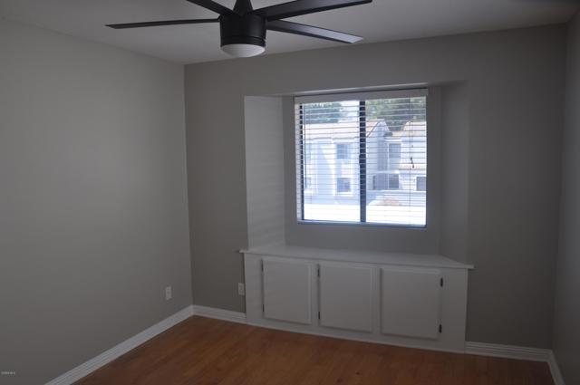 1174 S Westlake Boulevard, Westlake Village CA: https://media.crmls.org/mediaz/59e52997-fe0d-4803-b450-43a7bb96e519.jpg
