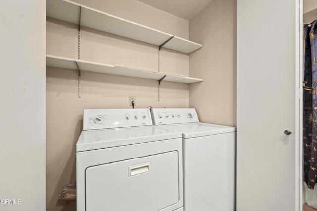 Detail Gallery Image 20 of 32 For 4210 via Arbolada #301,  Los Angeles,  CA 90042 - 2 Beds | 2 Baths