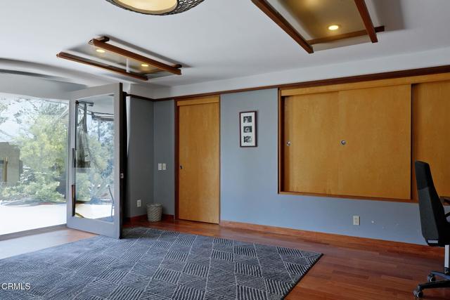 4639 El Camino Corto, La Canada Flintridge CA: https://media.crmls.org/mediaz/59e5831a-168b-43df-b0d8-891b50845208.jpg