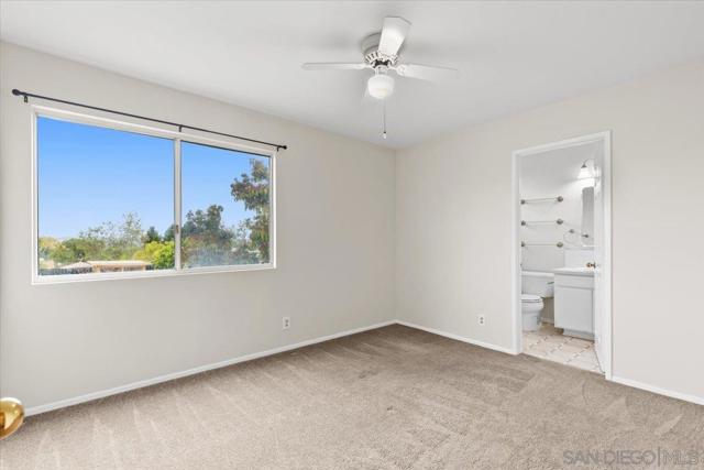 5356 Malcolm St, Oceanside CA: https://media.crmls.org/mediaz/59e629e2-f7a7-4374-b509-41e39d0e537e.jpg