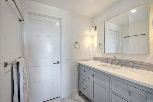 Detail Gallery Image 30 of 45 For 2144 Caminito Del Barco, Del Mar,  CA 92014 - 2 Beds | 2 Baths