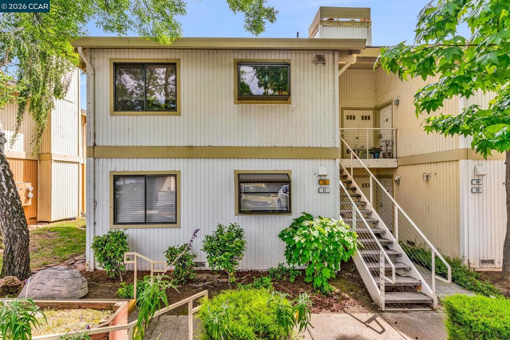 2827 Monument Blvd #21
