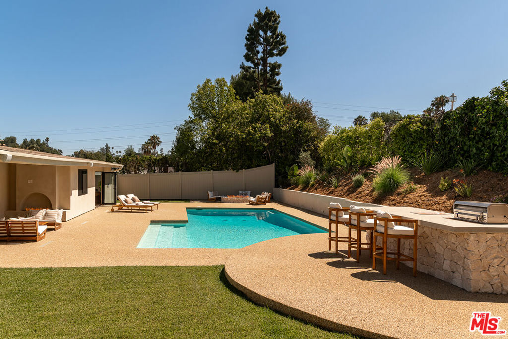 MLS #26856691 image #37