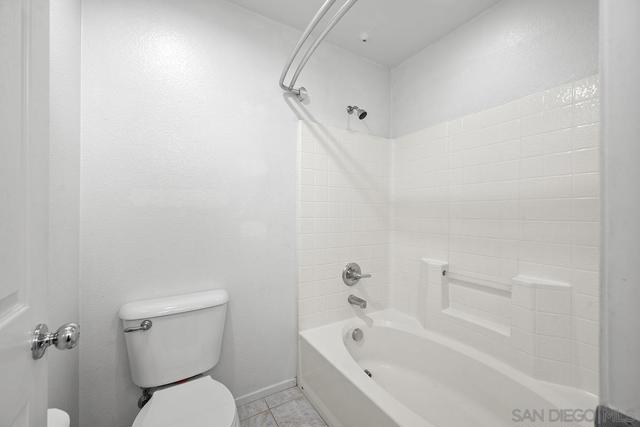 1338 Caminito Fabrizio, Chula Vista CA: https://media.crmls.org/mediaz/59e7e8f2-5d98-4810-a510-54510305b298.jpg