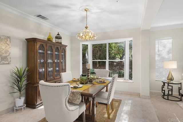 Image 11 of 50 For 1918 Cresthaven Drive