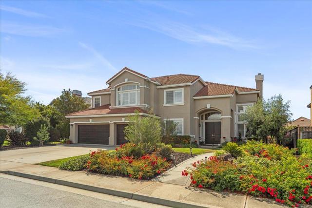 834 English Walnut Way, Morgan Hill CA: https://media.crmls.org/mediaz/59e98b0e-430d-4f3f-8ccb-04ca16e120df.jpg