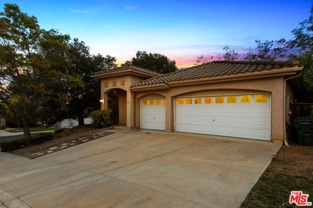 MLS #25589135 image #20