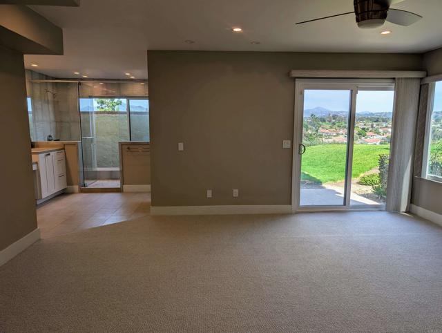 Detail Gallery Image 23 of 45 For 17453 Carnton Way, San Diego,  CA 92128 - 3 Beds | 3 Baths