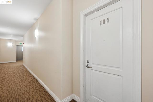 1310 Creekside Dr, Walnut Creek CA: https://media.crmls.org/mediaz/59eb8915-942b-4cf0-b07d-58b8e46d8e5c.jpg