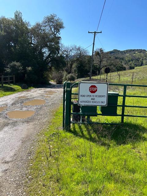 0 Llagas Road, Morgan Hill CA: https://media.crmls.org/mediaz/59ec090f-5e7a-4f0d-a15d-ebe75e5a375a.jpg