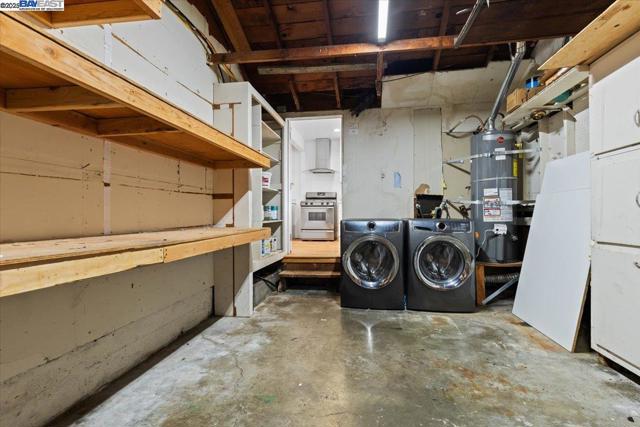19650 San Miguel Ave, Castro Valley CA: https://media.crmls.org/mediaz/59ec1f99-9a43-4e65-a2d2-a15770bbac9f.jpg