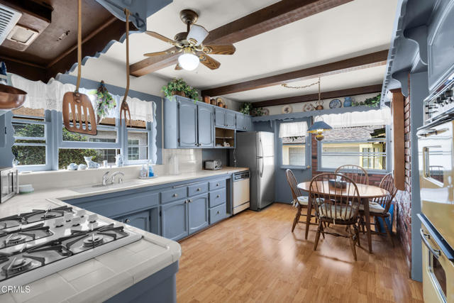 Detail Gallery Image 7 of 29 For 8258 Doris Ave, San Gabriel,  CA 91775 - 3 Beds | 3 Baths