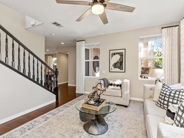 Detail Gallery Image 8 of 52 For 15677 Concord Ridge Terrace, San Diego,  CA 92127 - 4 Beds | 2/1 Baths