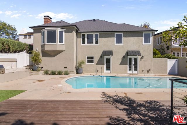 2383 Panorama Terrace, Los Angeles CA: https://media.crmls.org/mediaz/59ee0ae5-7312-46f7-bc86-5a1c185a4729.jpg