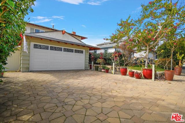 1501 Oak Avenue, Manhattan Beach, California 90266, 4 Bedrooms Bedrooms, ,2 BathroomsBathrooms,Residential,Sold,Oak,25504879