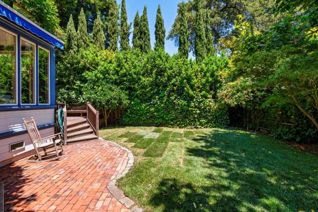 1245 Waverley Street, Palo Alto CA: https://media.crmls.org/mediaz/59ee9026-608e-4224-bd7f-502be3c5e01d.jpg