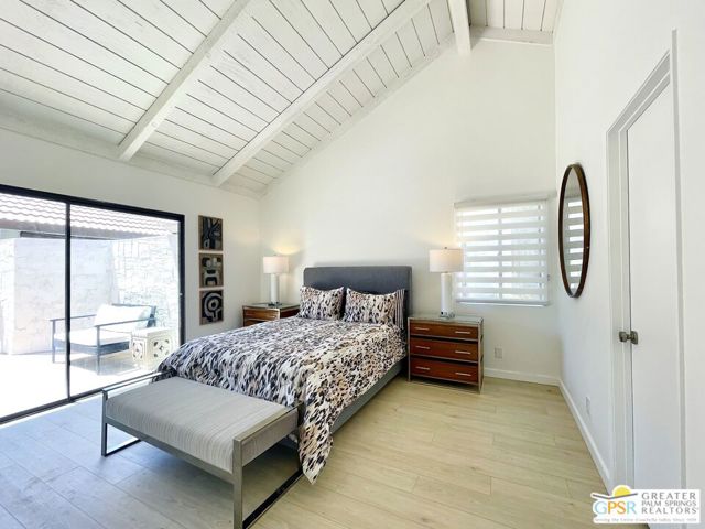 2234 S Linden Way, Palm Springs CA: https://media.crmls.org/mediaz/59eebc07-0b8f-4260-a769-6522b6febc86.jpg
