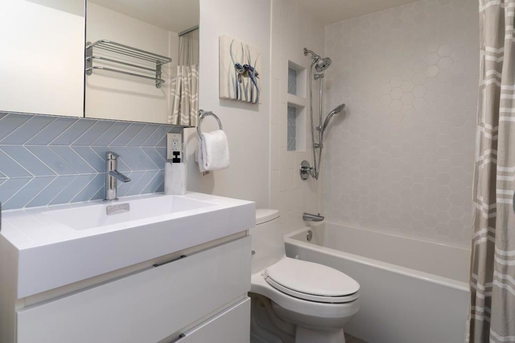 59Efcb43 7957 4F58 B23C D8Cd0C944D70 1555 Lakeside Drive #184, Oakland, Ca 94612 &Lt;Span Style='BackgroundColor:transparent;Padding:0Px;'&Gt; &Lt;Small&Gt; &Lt;I&Gt; &Lt;/I&Gt; &Lt;/Small&Gt;&Lt;/Span&Gt;