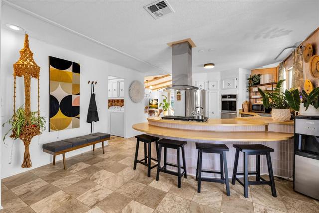 72967 Cabazon Peak Drive, Palm Desert CA: https://media.crmls.org/mediaz/59efee00-dc17-41d8-b135-3a4823534689.jpg