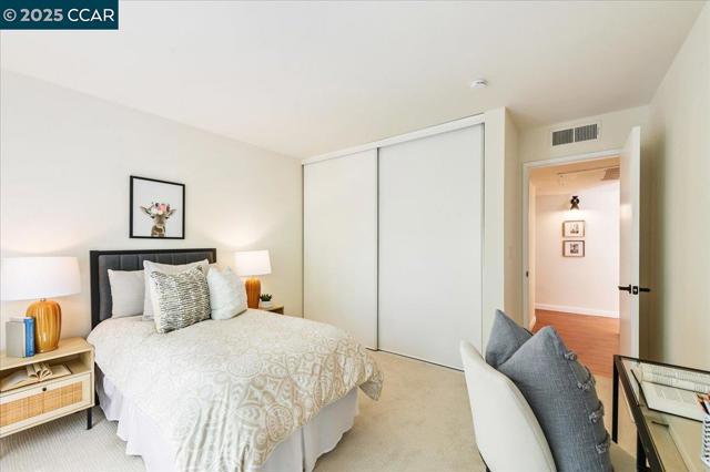 115 Reflections Dr, San Ramon CA: https://media.crmls.org/mediaz/59f05f97-6c9d-485d-9dfa-beb6d52b104d.jpg