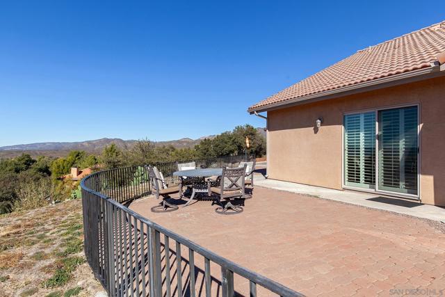 32153 Cerrada del Coyote, Warner Springs CA: https://media.crmls.org/mediaz/59f0ed41-12a7-4a3f-8ab3-db08a40cbeb1.jpg