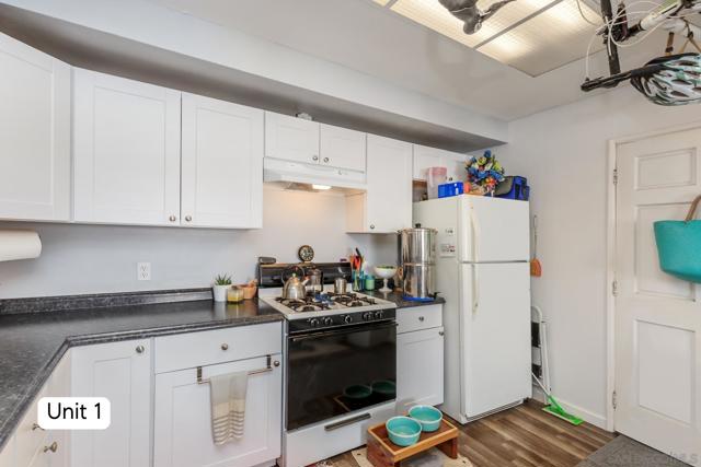 647 San Dieguito Dr., Encinitas CA: https://media.crmls.org/mediaz/59f14196-729d-422a-9f7f-3c6d27cb79ed.jpg