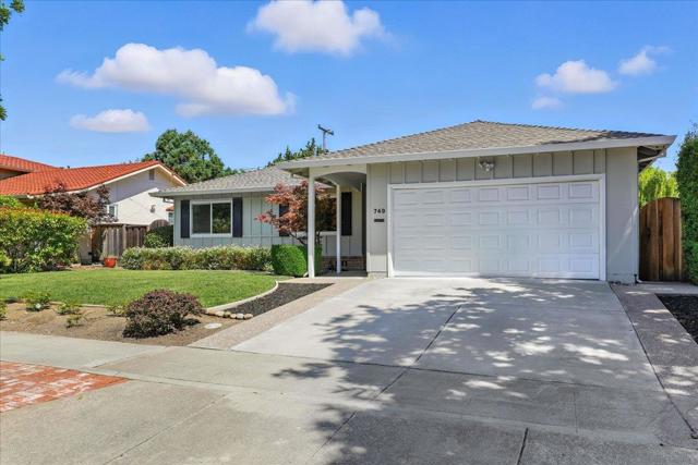 749 W Remington Drive, Sunnyvale CA: https://media.crmls.org/mediaz/59f20108-0a47-4d10-aabc-0320a3fc6712.jpg