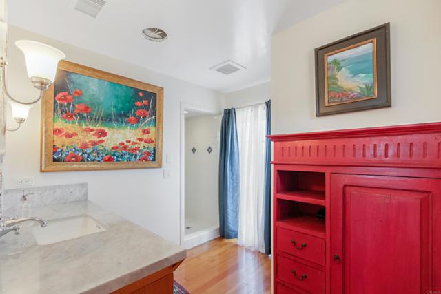 1567 Crest Drive, Encinitas CA: https://media.crmls.org/mediaz/59f28e45-facd-4e76-90d0-dbaf8e26b46a.jpg