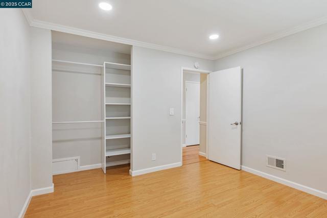 3797 Oxford Cmn, Fremont CA: https://media.crmls.org/mediaz/59f2a3fc-9e32-4885-bd6e-6110d3756a84.jpg