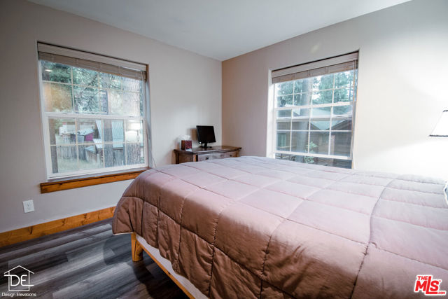 8732 Rainbow Avenue, Kings Beach CA: https://media.crmls.org/mediaz/59f2dc90-ac74-4629-b0e1-c2877eb44837.jpg