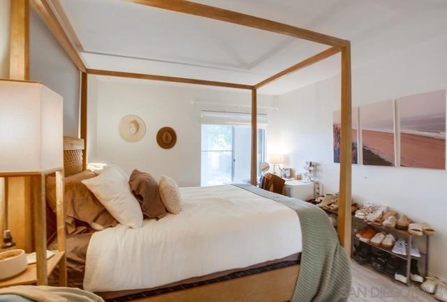 Image 15 of 44 For 4600 Lamont Street  212