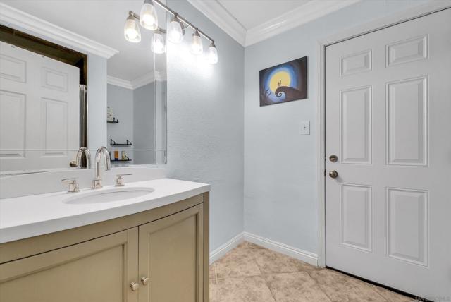 1521 Del Norte Dr, Corona CA: https://media.crmls.org/mediaz/59f3af84-230f-44e6-bab1-f933f779355c.jpg