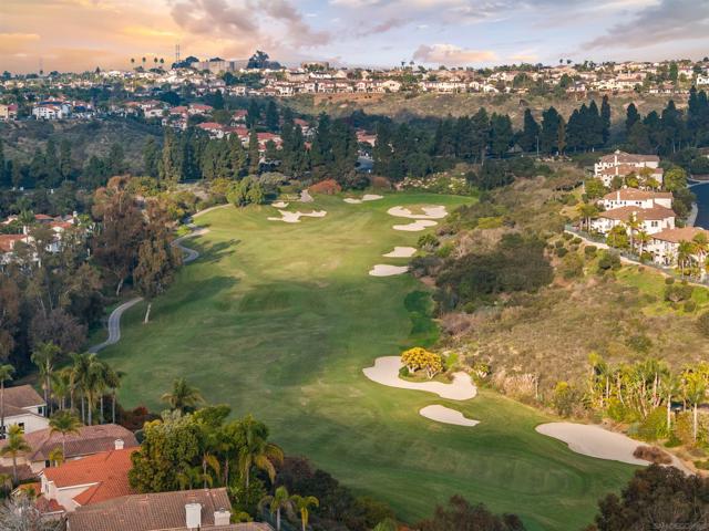 7215 Daffodil Pl, Carlsbad CA: https://media.crmls.org/mediaz/59f40df4-9820-4ac5-8835-bd7c42a1f545.jpg