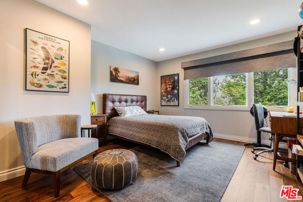 MLS #25616909 image #33