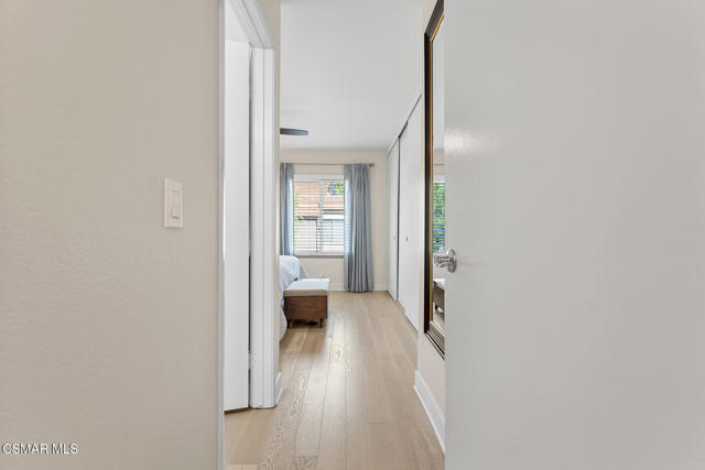 732 Via Colinas, Westlake Village CA: https://media.crmls.org/mediaz/59f4ec48-d739-41ee-b71e-a780a5100007.jpg