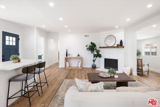 7045 Varna Avenue, North Hollywood CA: https://media.crmls.org/mediaz/59f559d3-eaf8-4e7a-8452-fa3f0f94a240.jpg