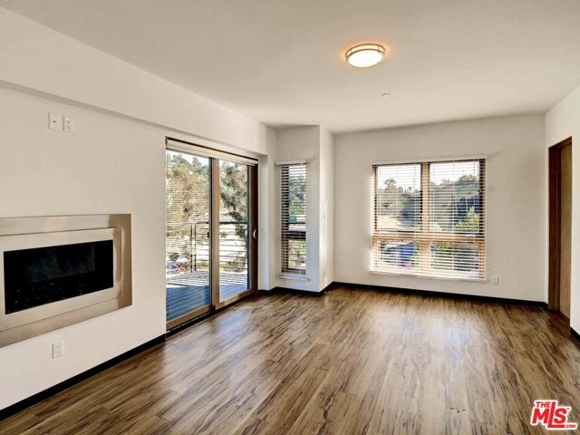 2612 Corralitas, Los Angeles CA: https://media.crmls.org/mediaz/59f64b5d-6616-458c-ae25-243b9b038ea1.jpg