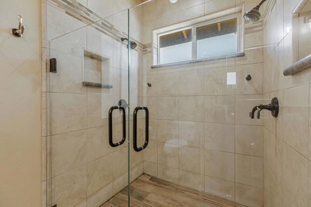 50 Schmidt Court, Hollister CA: https://media.crmls.org/mediaz/59f6ad51-c582-45e2-bcd8-52cf131d1256.jpg